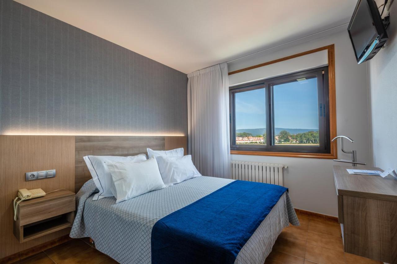 Hotel Montemar *** Superior Эль-Грове Экстерьер фото